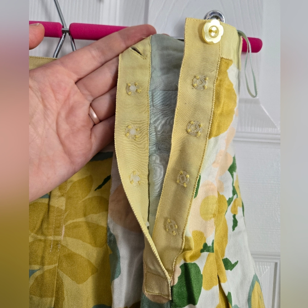 (M) Smart Set Skirt - Picture 2 of 6
